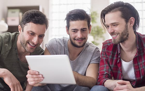 Why Online Is The Best Place For Gay Couples To Find A Man